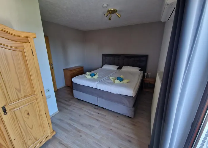 Rosenschloesschen Apartamento Landkern